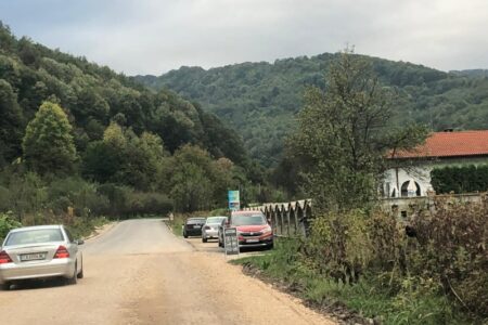 Община Троян получи уверение, че ремонтът на южния вход/изход на града няма да възпрепятства снегопочистването и безпроблемното преминаване на автомобили през предстоящия сезон