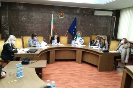 Вижте какъв е планът за ваксиниране срещу COVID-19 в област Ловеч