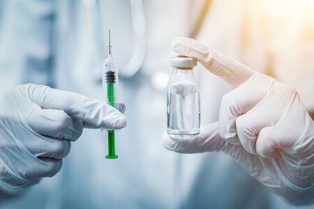 Започва масова ваксинация срещу COVID-19 в област Ловеч